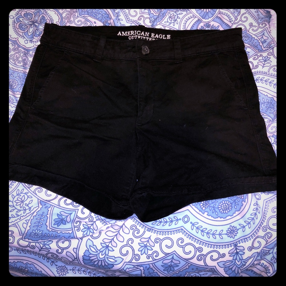 American Eagle Twill Super Stretch Shorts😍
